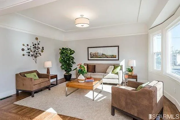 3 bed, 1465 sqft, $4,800 — Photo 2