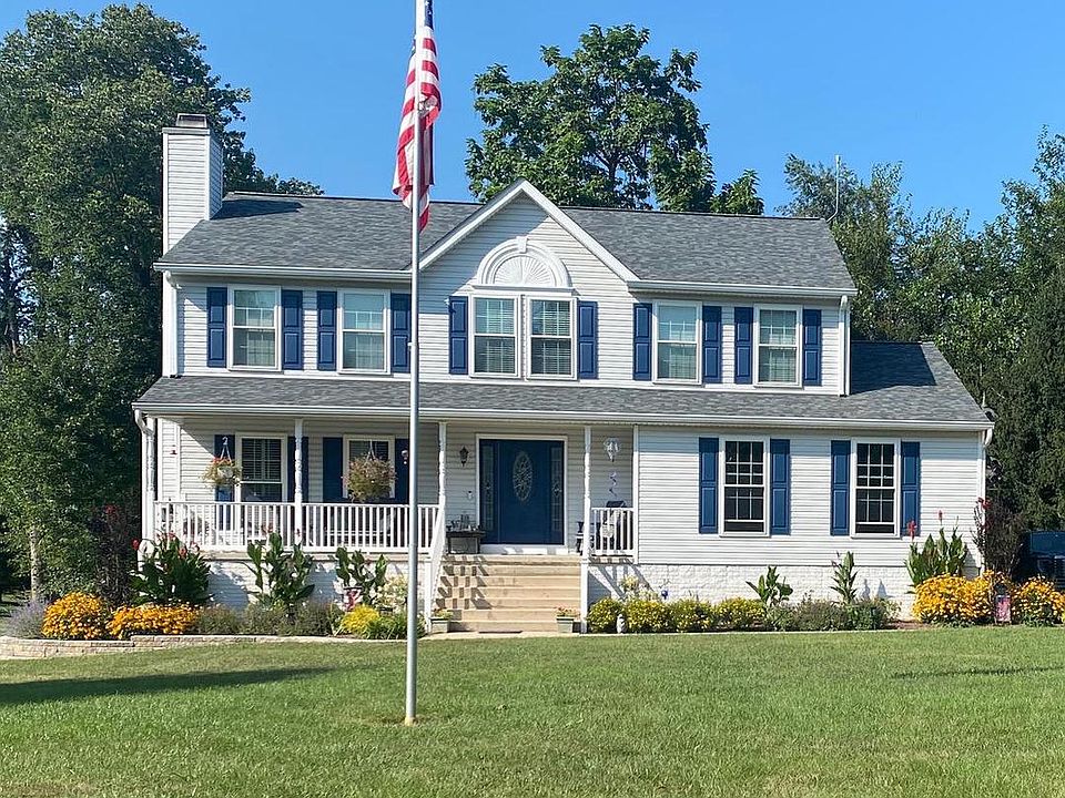 1st image of 99 Shenandoah View Dr