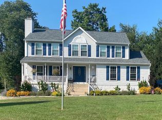 99 Shenandoah View Dr, Harpers Ferry, WV 25425