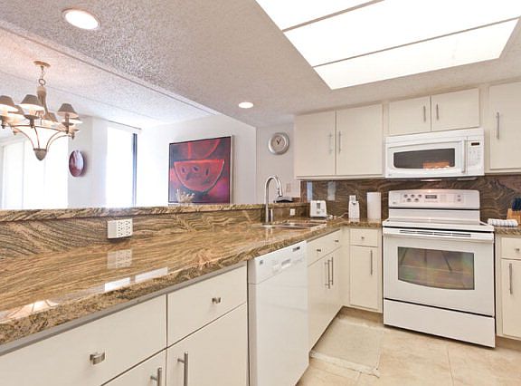 5th image of 3000 Gulf Blvd APT 410