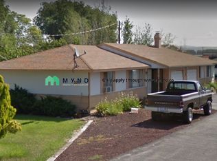 309 S 3rd St, Selah, WA 98942