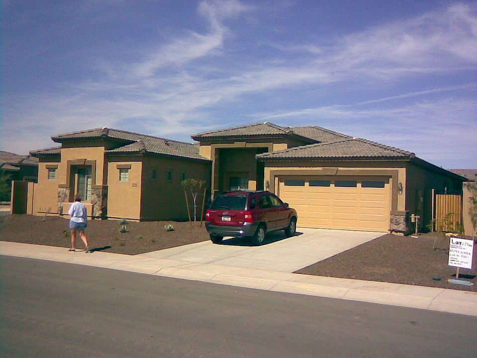 1st image of 1724 E Walter Dr
