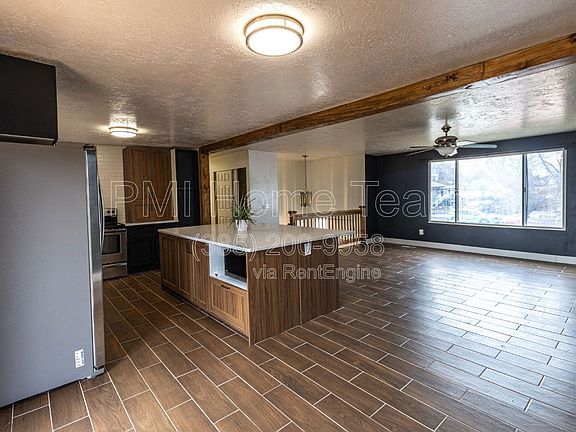 4th image of 1312 Roger Cir