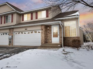 9860 Hamlet Ct S, Cottage Grove, MN 55016