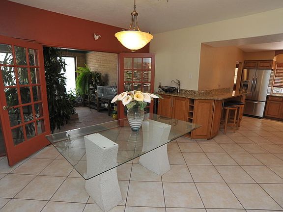 5th image of 8105 E Moonstone Dr