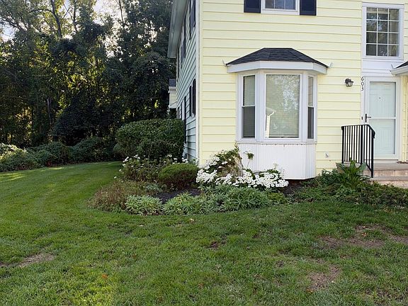 4th image of 603 Buckingham Circle