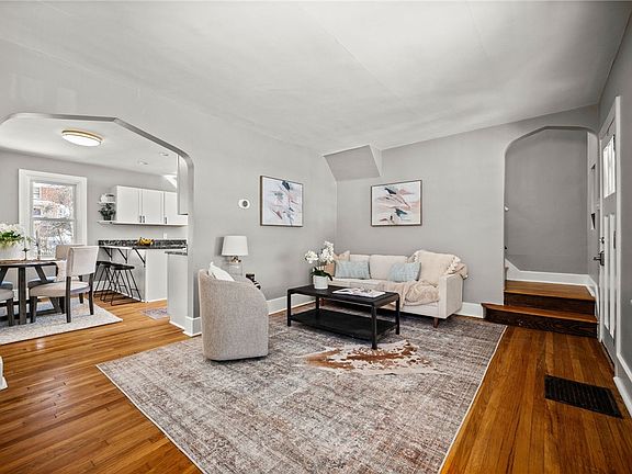 5th image of 833 Vallevista Ave