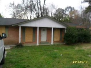 79 Oldenburg Dr, Riverdale, GA