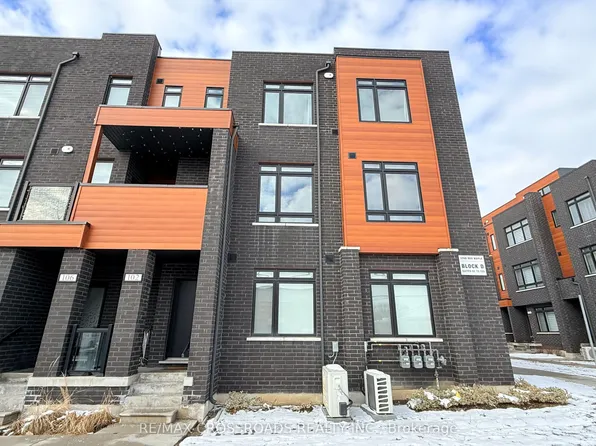 370 Red Maple Rd, Richmond Hill, ON