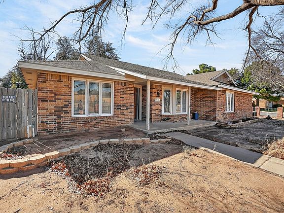 2nd image of 4007 Saint Andrews Dr