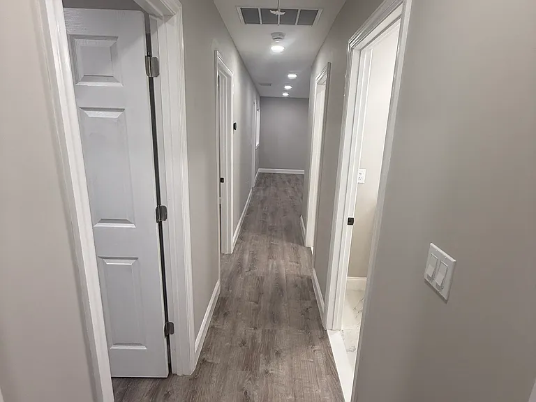 685 Violet Ave #1 — Photo 18