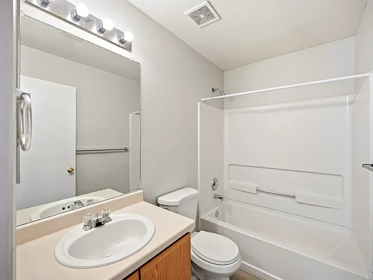 4859 Joplin Ct — Photo 16