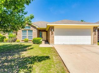 1002 Thistle Meade Cir, Burleson, TX 76028