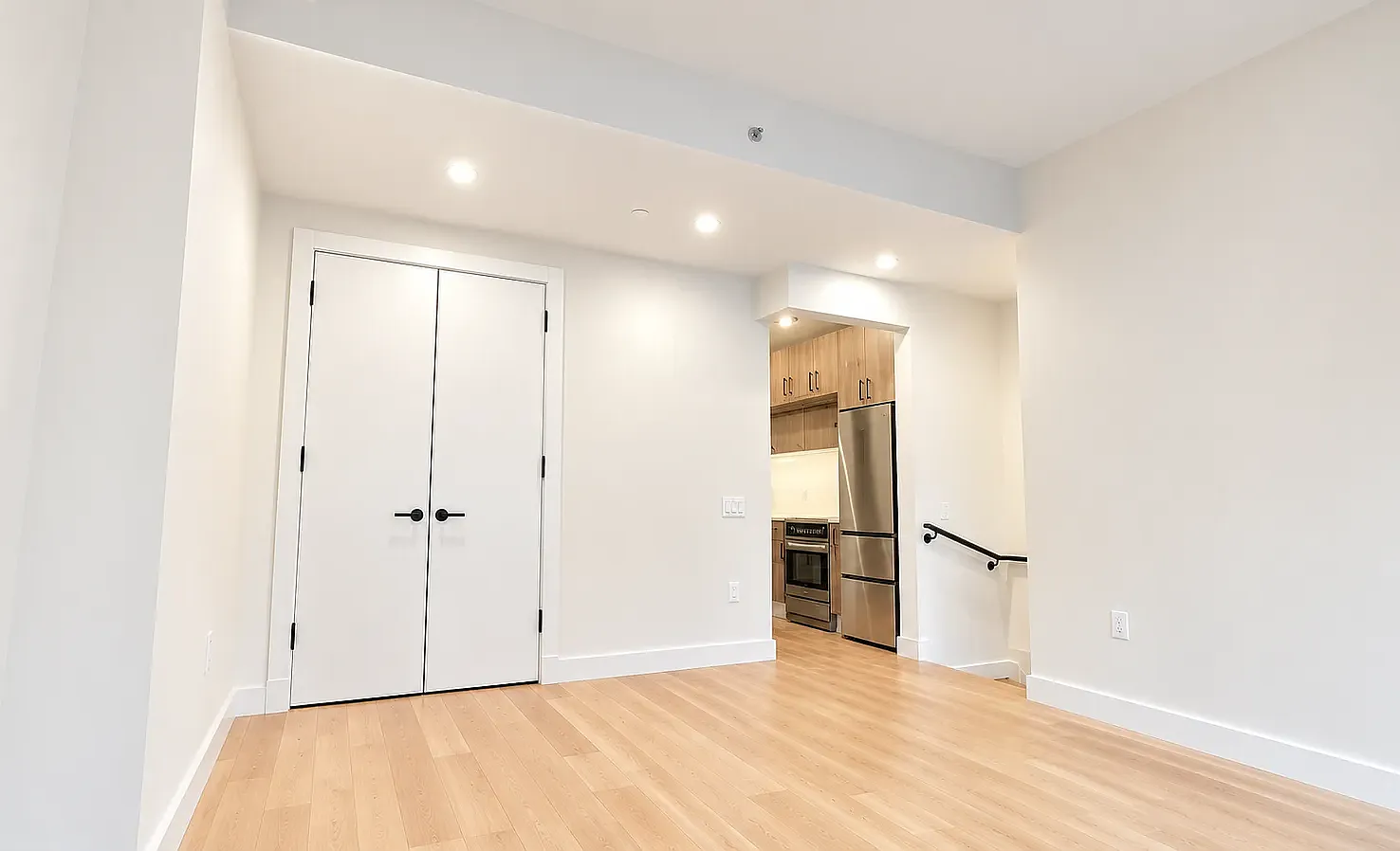 1802 Ocean Ave — Photo 3
