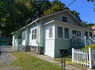 106 Henshaw St, Worcester, MA 01603