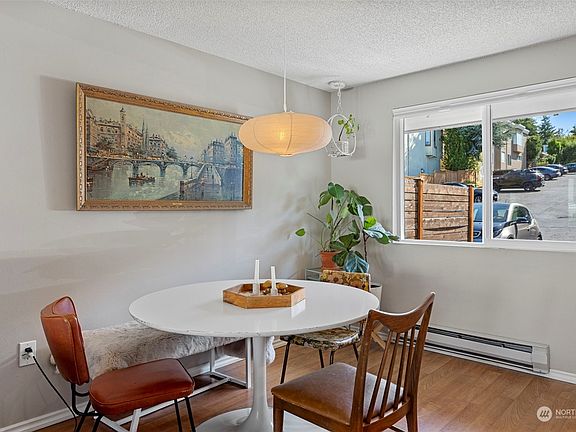 4th image of 10108 NE 68th Street #2