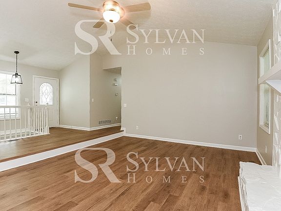 4th image of 2741 Hawk Trace Ct NE