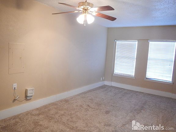 4th image of 1434 Greencove Dr
