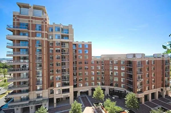 3650 S Glebe Road — Photo 1