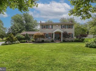 104 Maple Ln, Lebanon, PA 17042