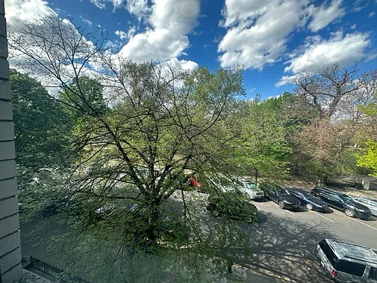 Rented by Lang Realty LLC | media 4