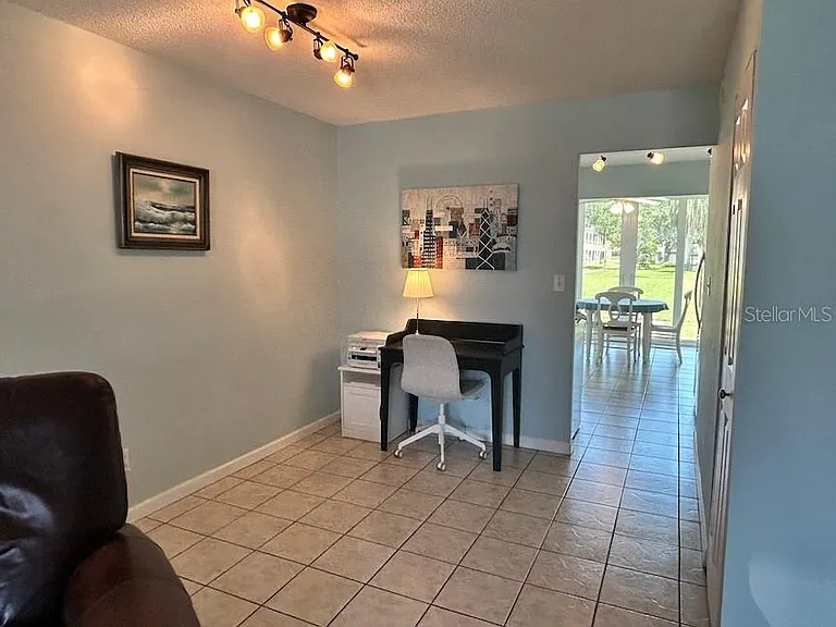 5095 Bay St NE #111 — Photo 7