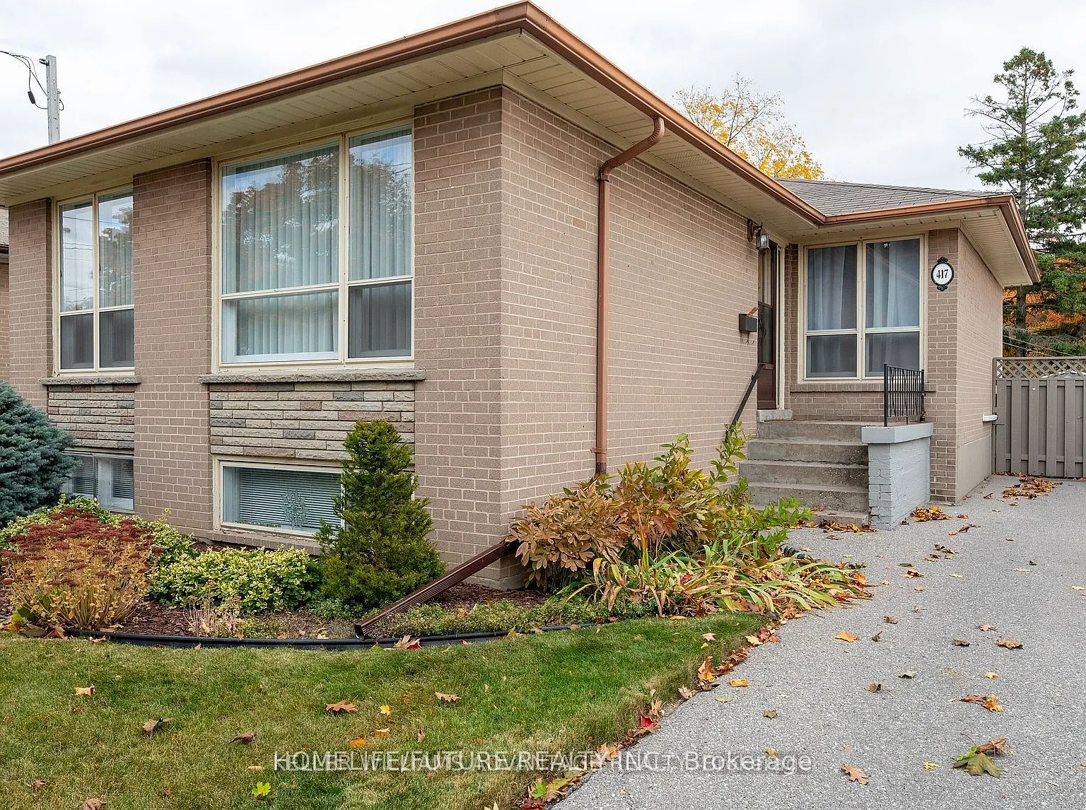 4 bed, $2,900 — Photo 2