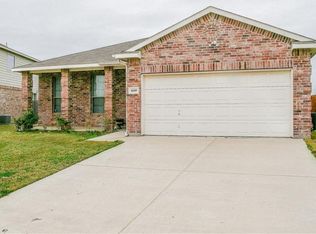 8609 Meredith Ln, Fort Worth, TX 76244