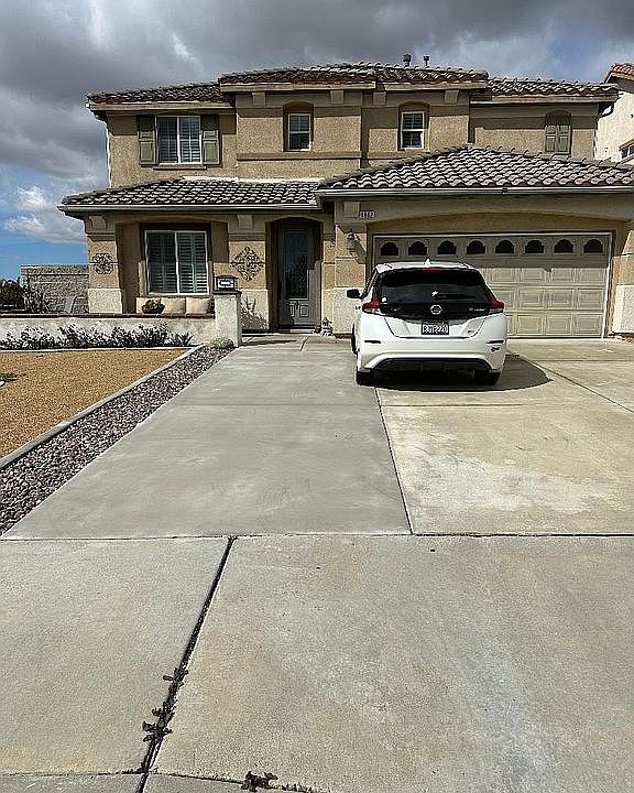 1st image of 6962 Royal Crestway