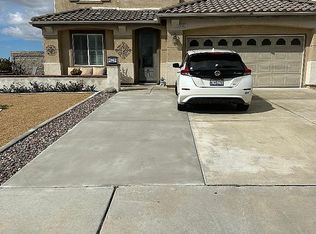 6962 Royal Crestway, Fontana, CA 92336