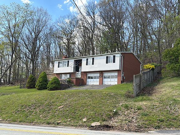 3rd image of 1460 Hunter Rd