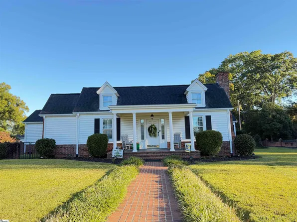 502 W Farley Ave, Laurens, SC 29360