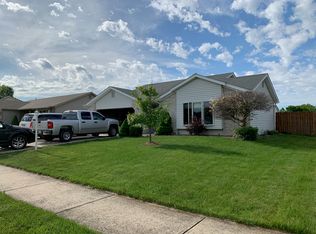 2012 Priscilla Ln, Kendallville, IN 46755