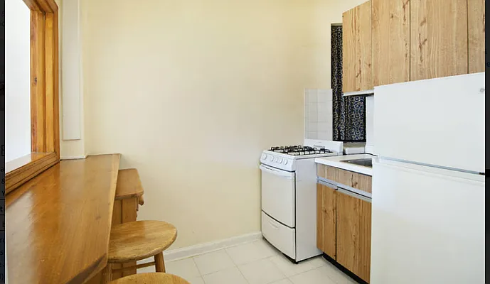 Rented by Compass | media 10