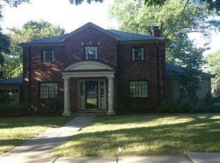 14 Wallis Rd, Brookline, MA 02467