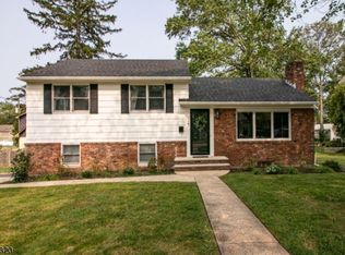 127 Midway Ave, Fanwood, NJ 07023