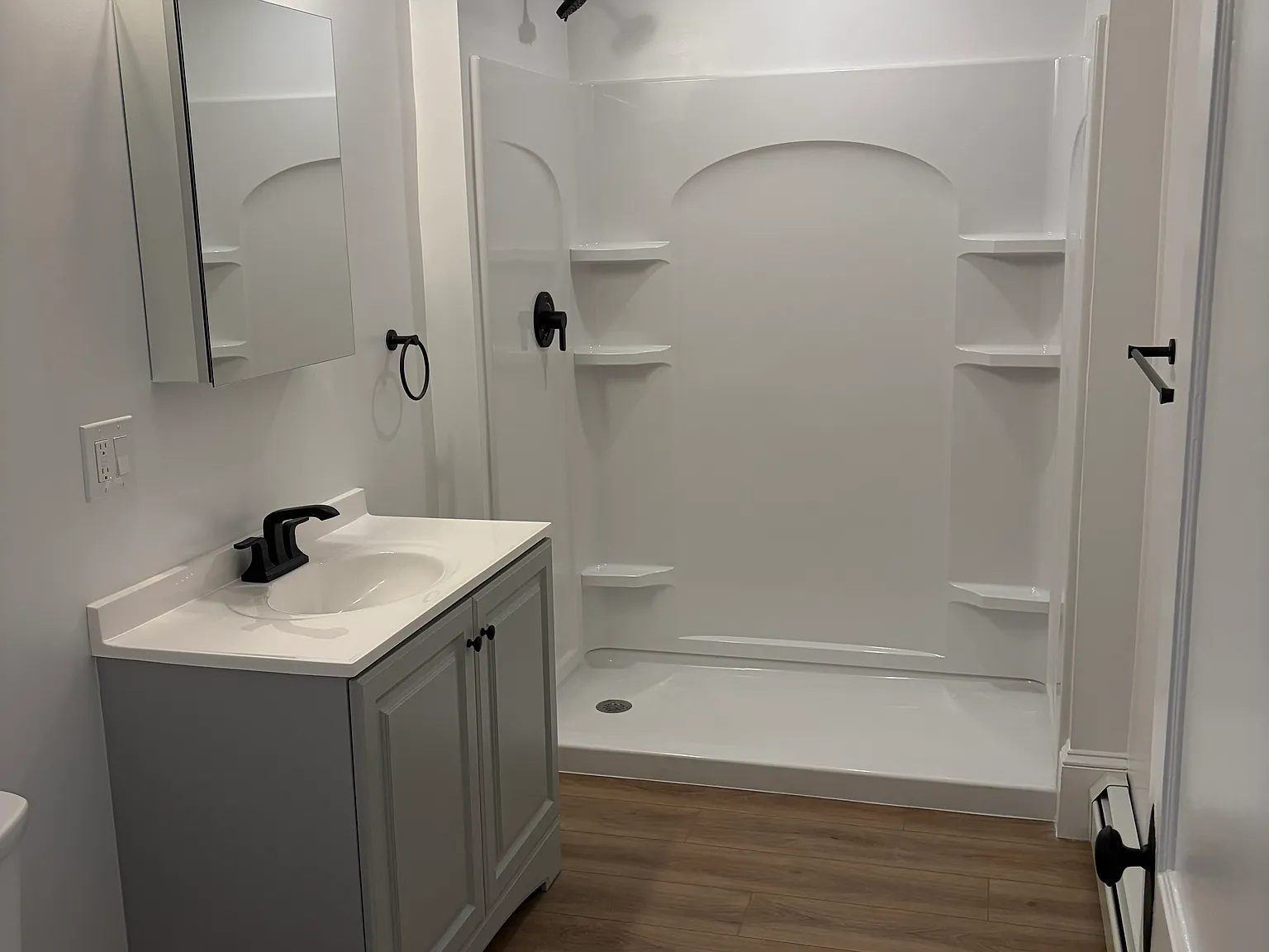 1 bed, $2,000 — Photo 4