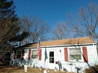 824 Dale Rd, Glen Burnie, MD 21060