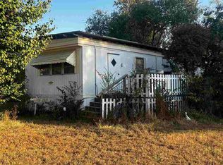 145 Carson Ave, Blackwell, OK 74631