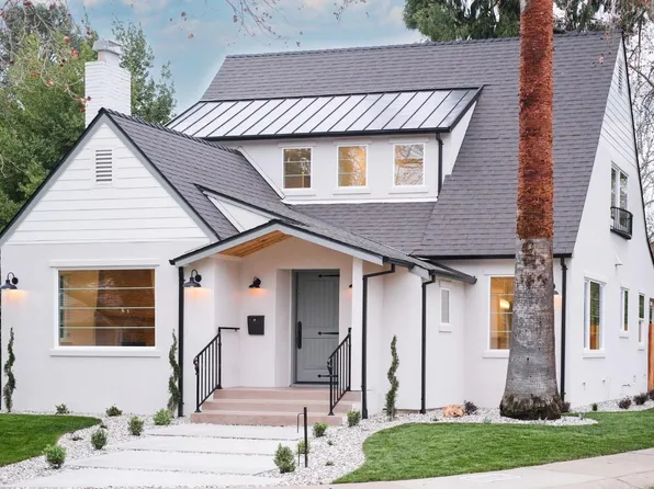 3322 11th St, Sacramento, CA 95818