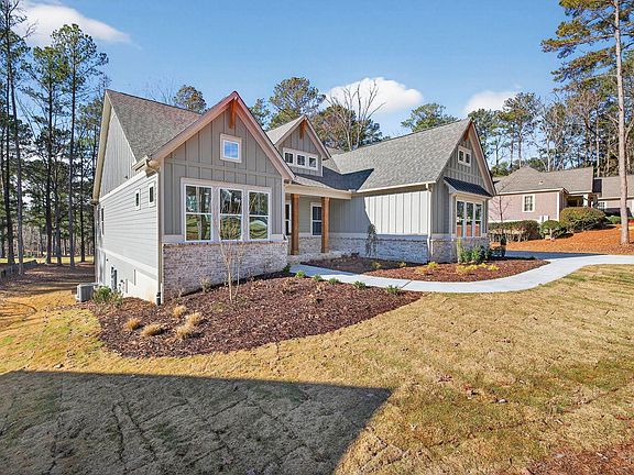 2nd image of 1021 Winged Foot Dr