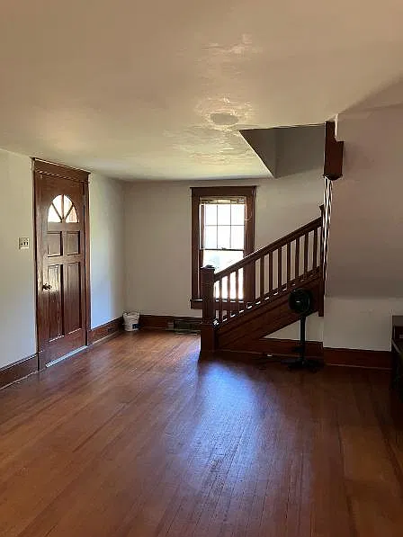 2 bed, 1.5 bath, 1646 sqft, $1,375 — Photo 2