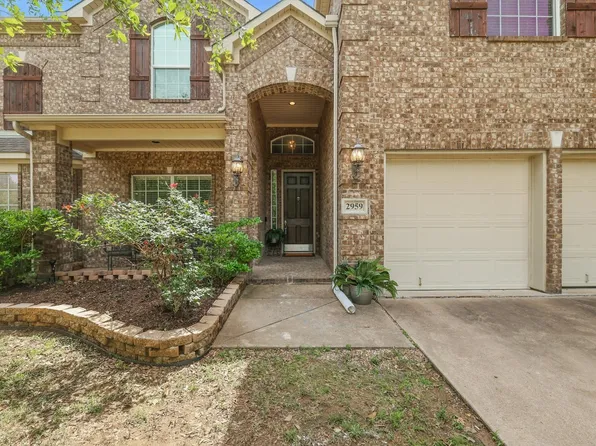 2959 Crystal Way, Grand Prairie, TX 75052