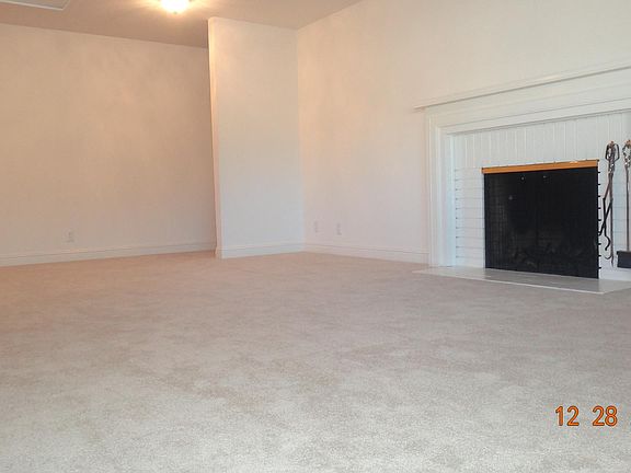 Living Room with Fireplace