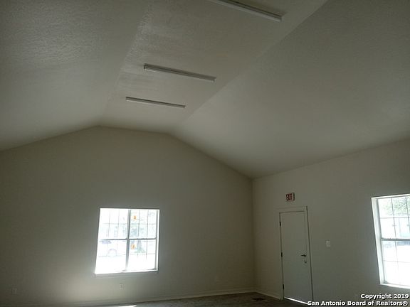 3rd image of 2203 El Paso St