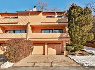 28 Dakota Ct, Suffern, NY 10901