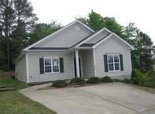 3208 Twinbrook Ct, Raleigh, NC 27610