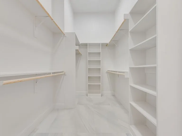 1424 Silent Springs Dr — Photo 26