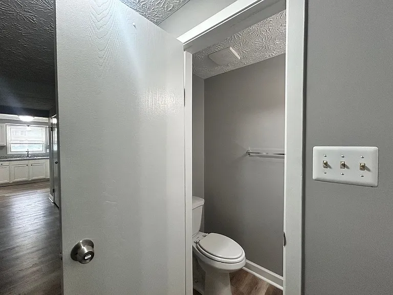 2607 S Paca St — Photo 4