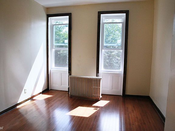 004_1348jeffersonave4